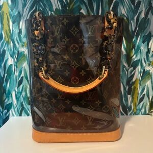 Louis Vuitton Monogram Sac Ambre MM Bucket Bag